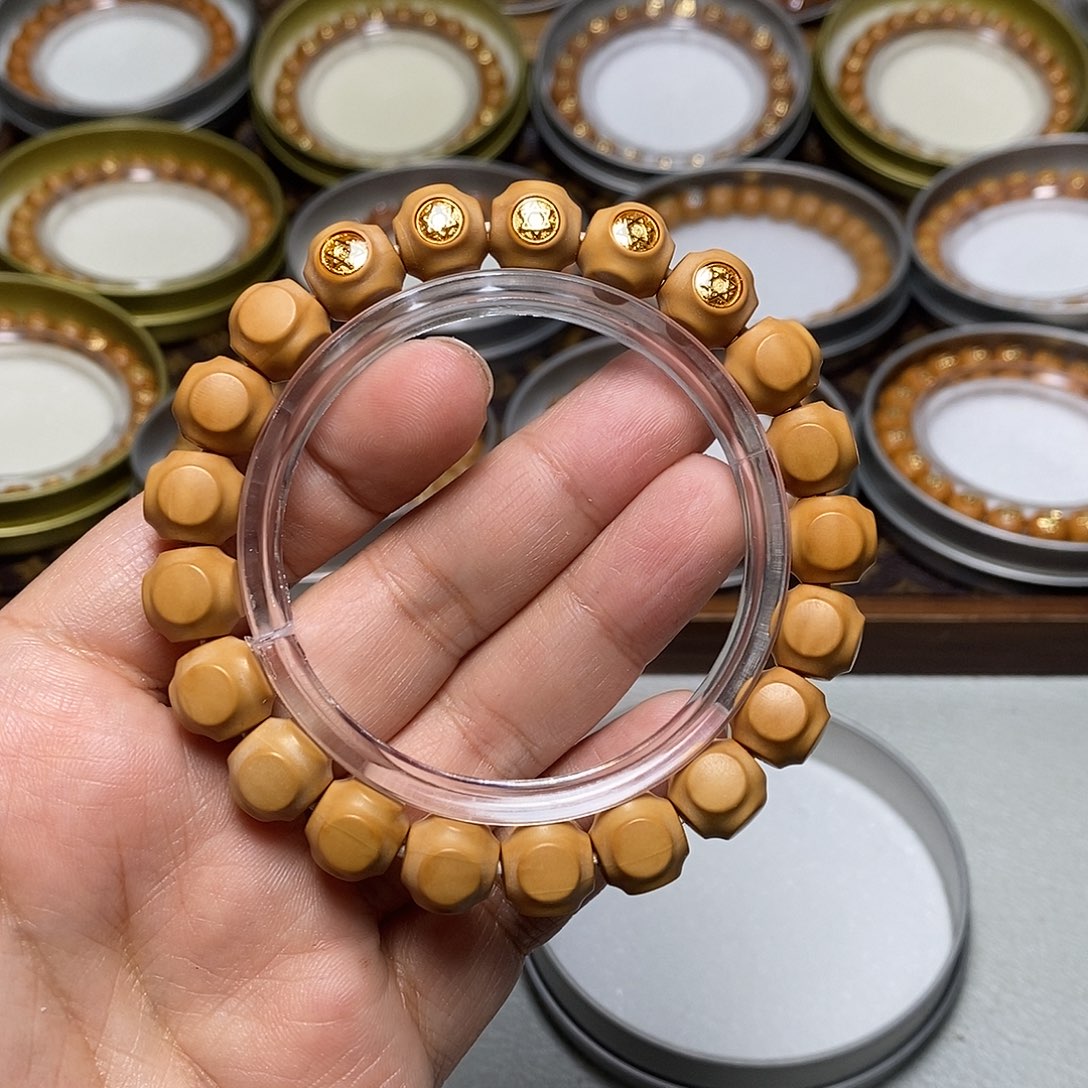 猴头核桃手串52号五标星舰六方10左右