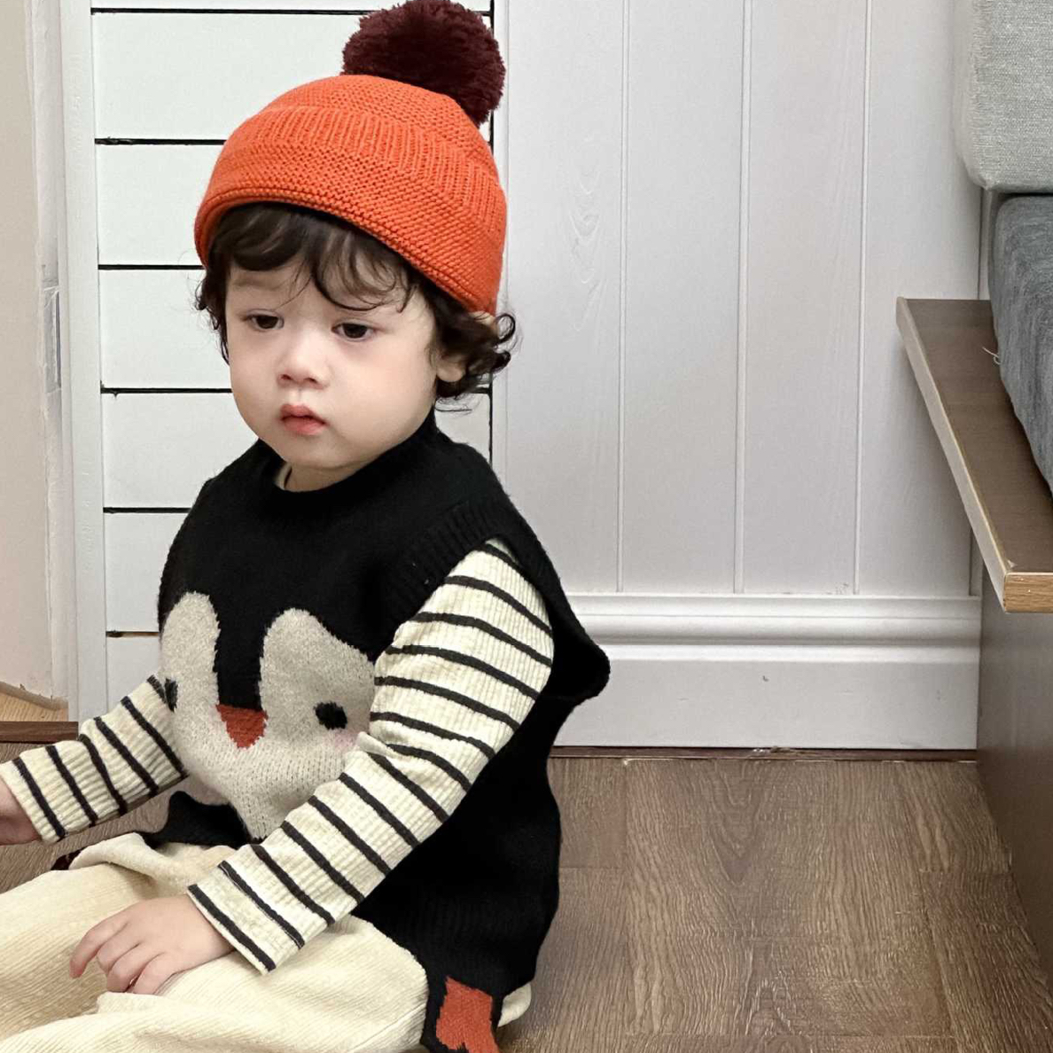 宝宝企鹅针织背心秋季2025新款儿童衣服秋装韩版童装男童条纹套装
