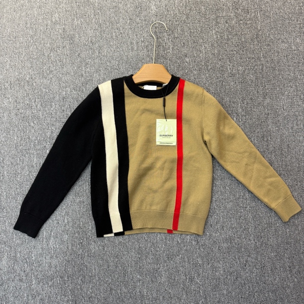 未使用 BURBERRY/博柏利 条纹套头针织毛衣尺码135/64/F1601137