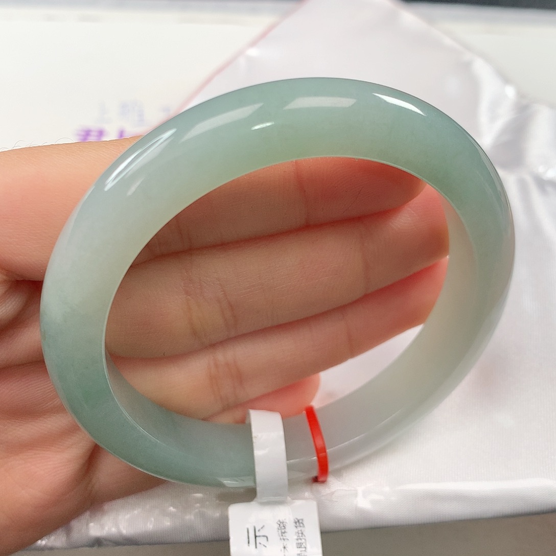 翡翠手镯未镶嵌 正圈①④③