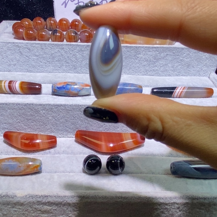 玛瑙/玉髓未镶嵌颈饰