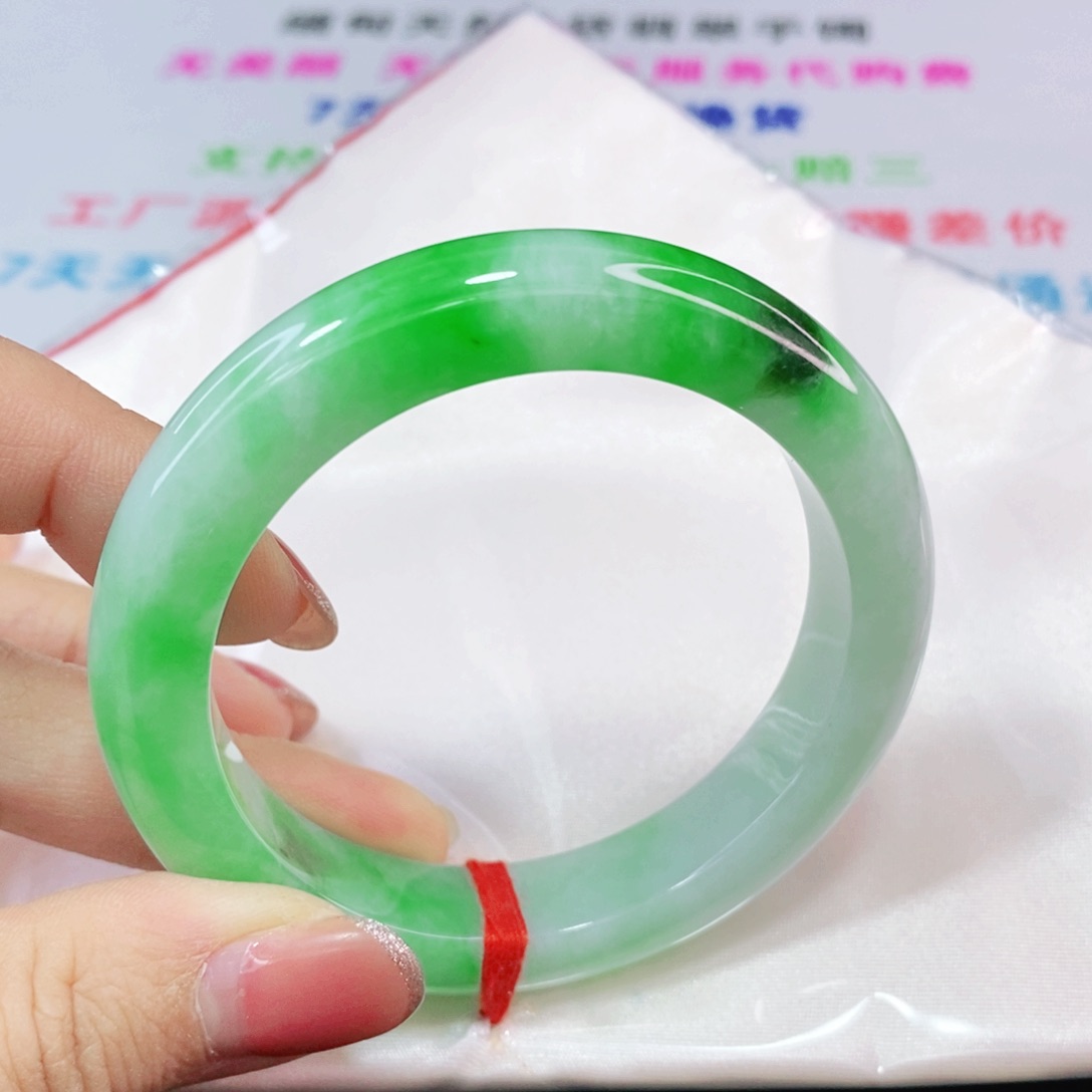 未镶嵌手镯翡翠54.6圈