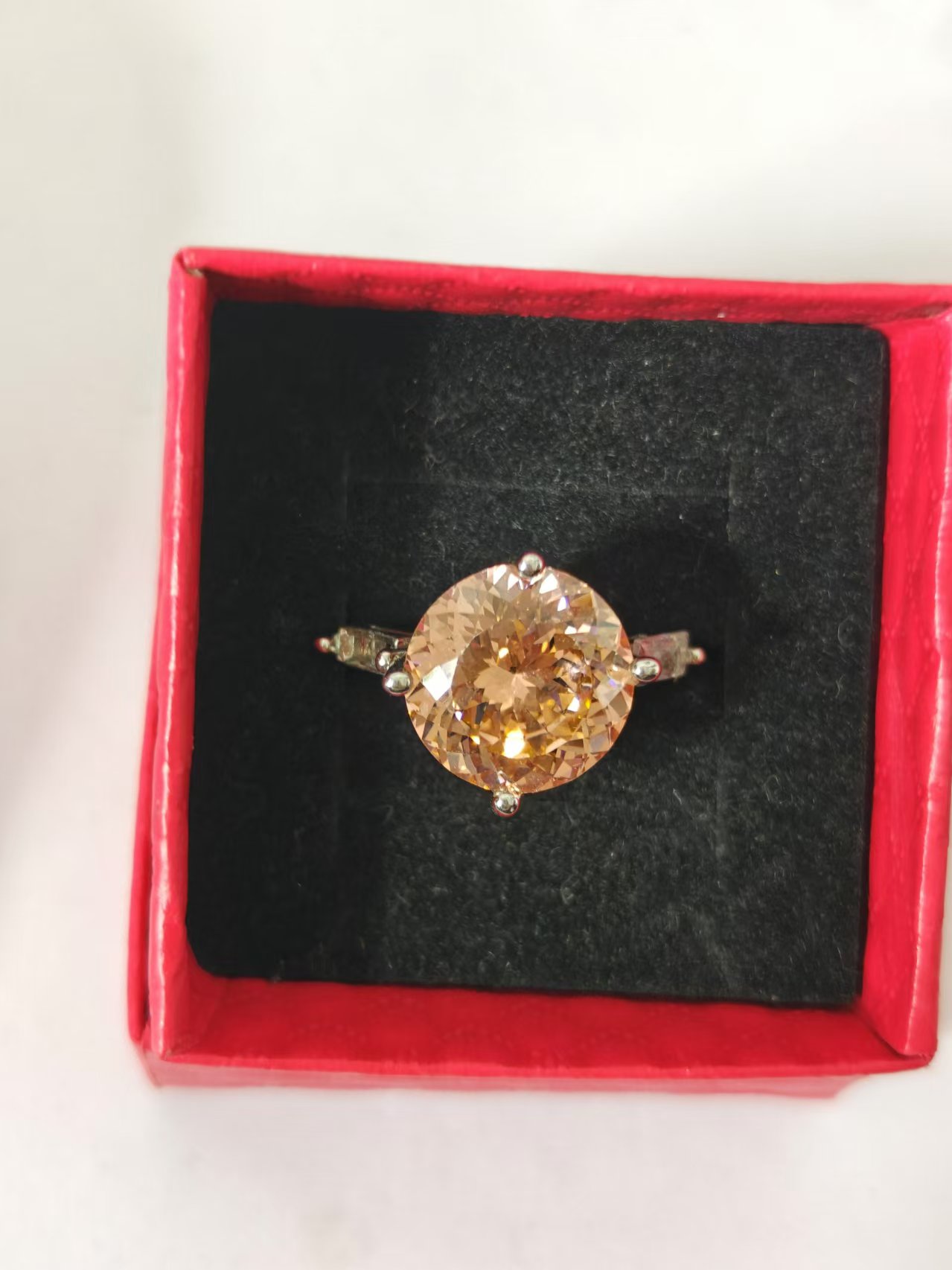 小众设计简单经典戒指HT2115