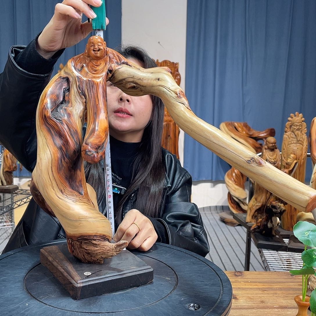 柏木（崖柏）随型艺术根雕