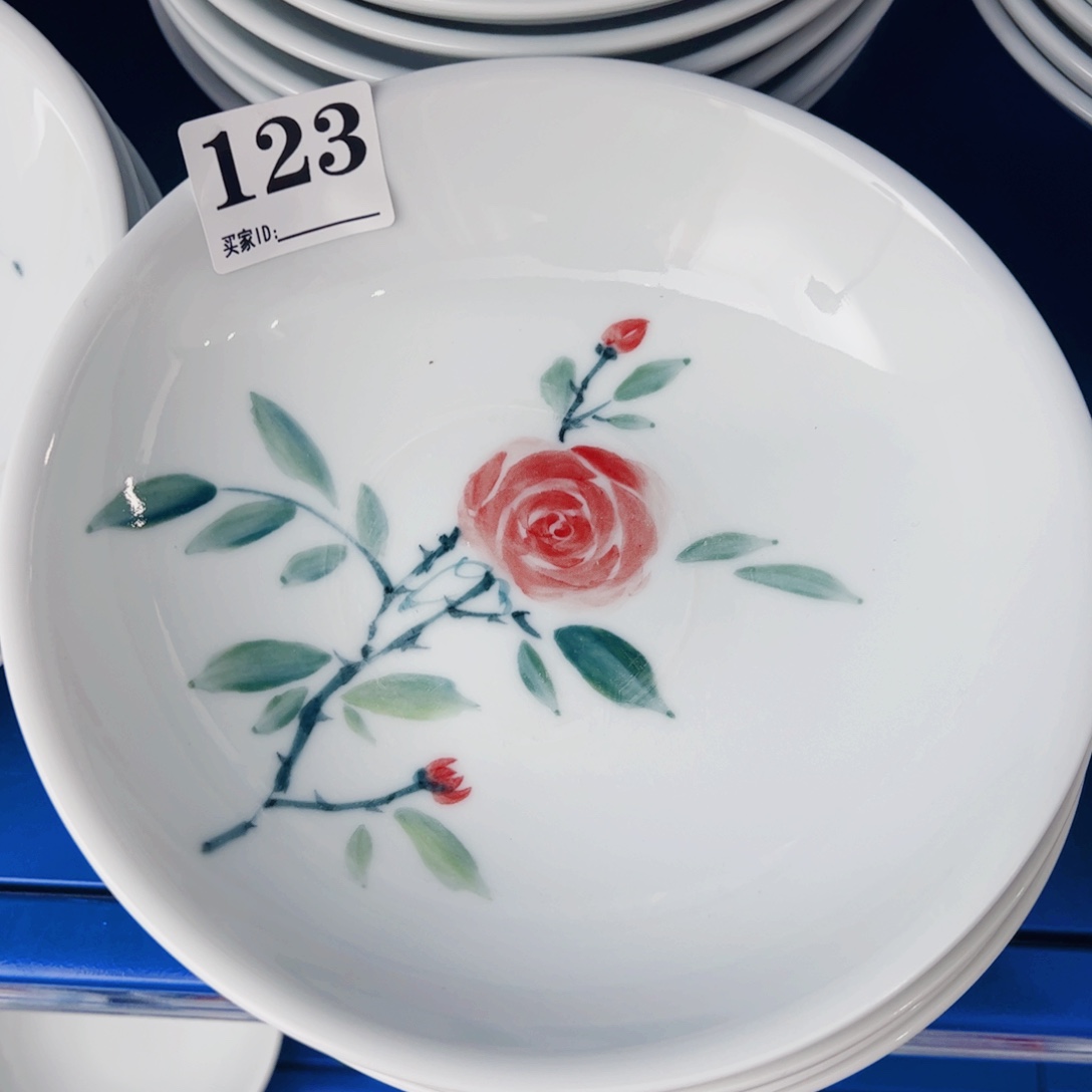 景德镇陶瓷手工手绘制作