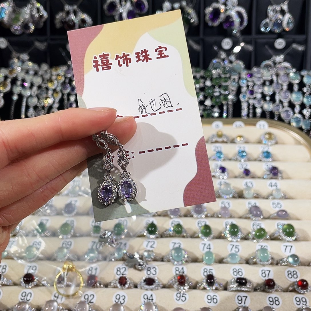 我***困银S925镶嵌耳饰紫晶耳钉