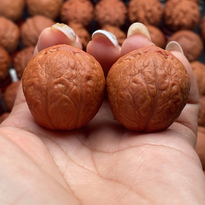 6***.核桃精品文玩核桃手捻元宝墩