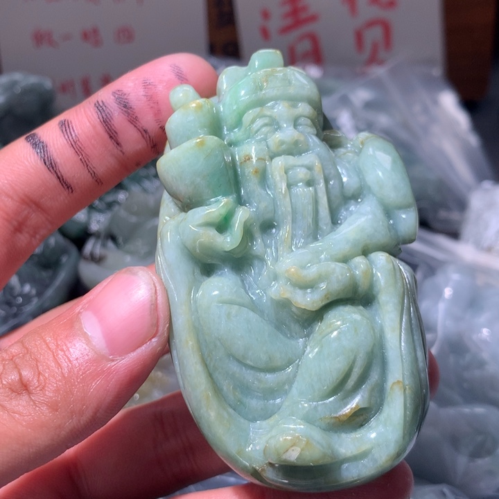 翡翠未镶嵌颈饰保真天然a货翡翠