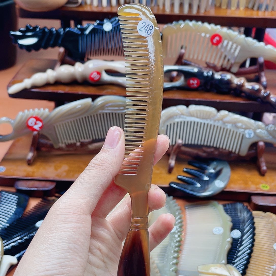 纯手工制作牛角梳248
