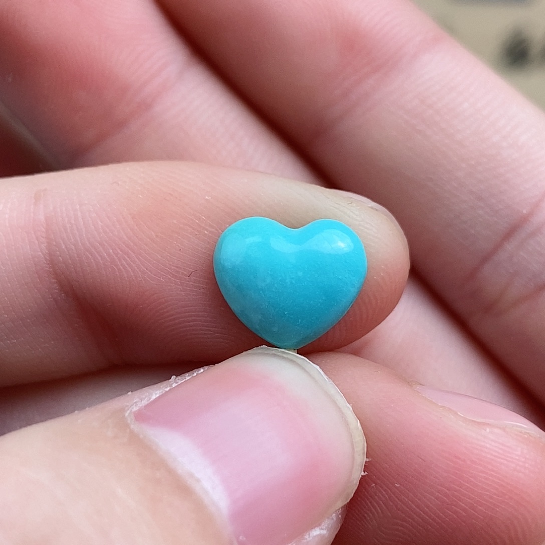 绿松石雕刻未镶嵌