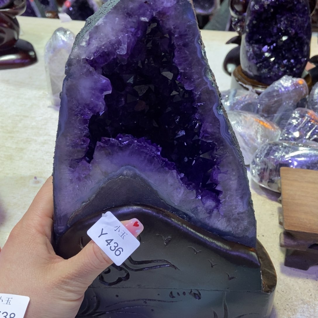 水晶摆件未镶嵌小*总摆件