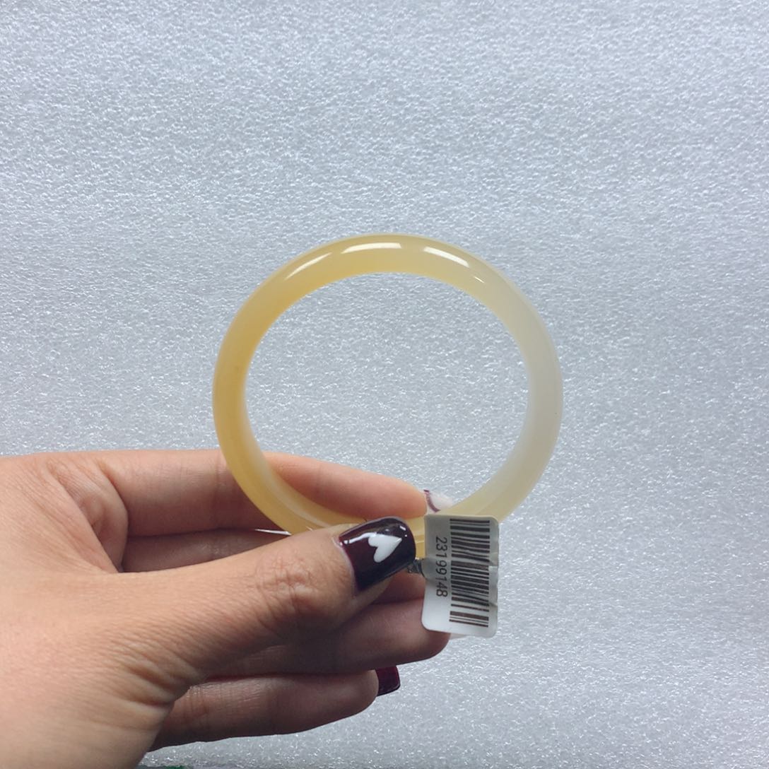 石英质玉手镯未镶嵌阳****.小武56+阳春