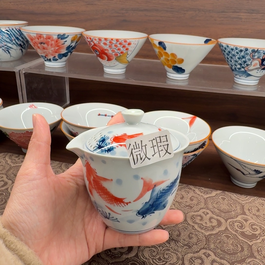 釉下手绘茶具微瑕