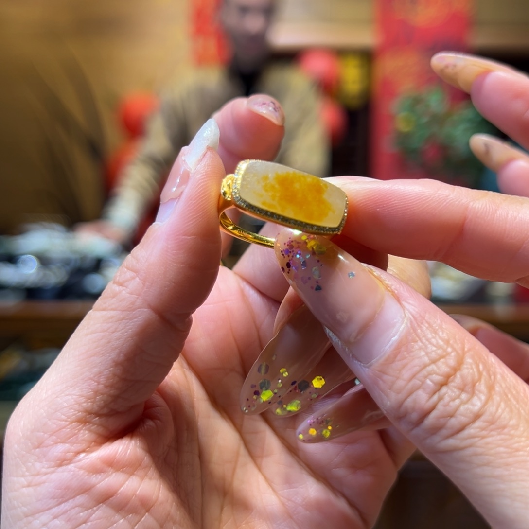 和田玉戒指未镶嵌