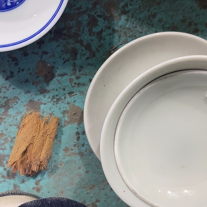 摆件陶幸**圆红稀土墨彩翠鸟壶城