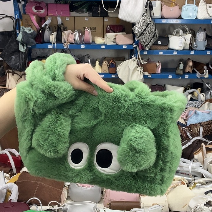 塑料健健康康平平安安