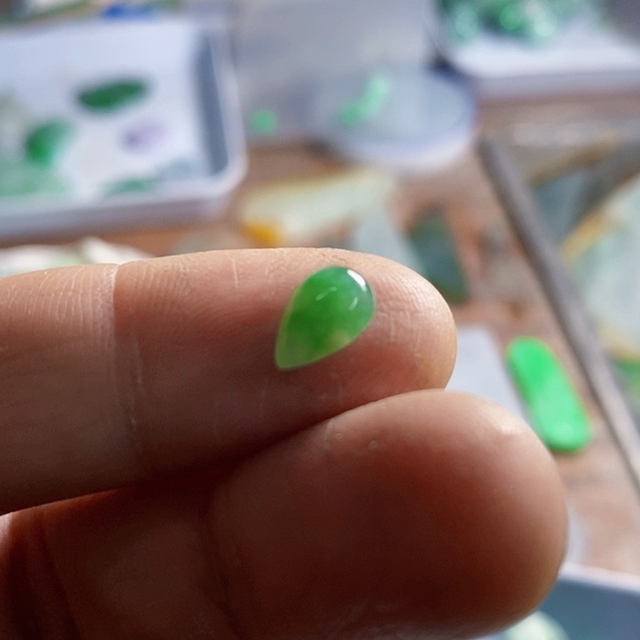 定制翡翠未镶嵌O**.翡翠