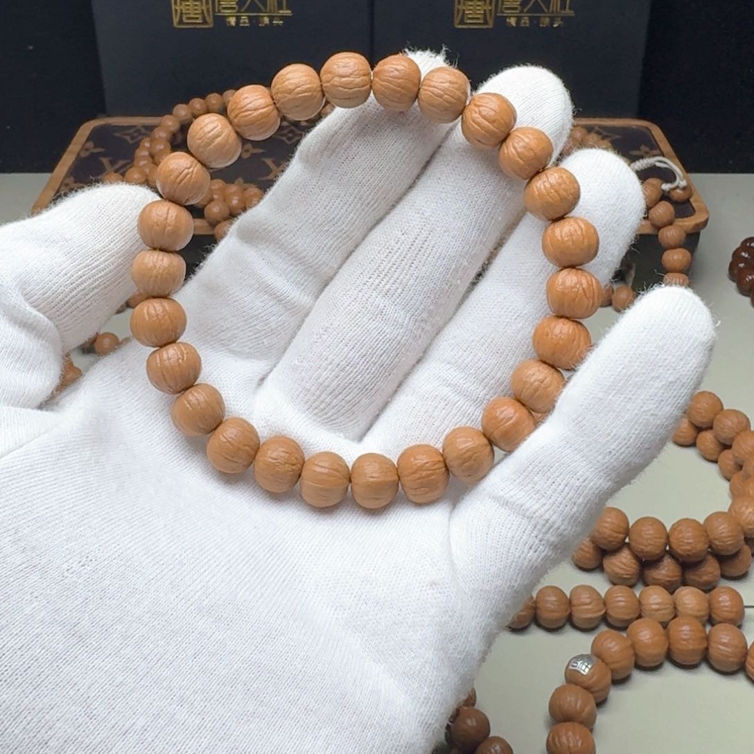 猴头核桃手串10大尺寸南瓜，黑点款