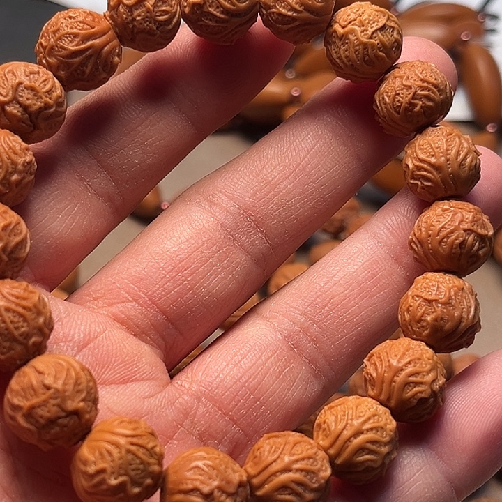 手串橄榄核白菜手串