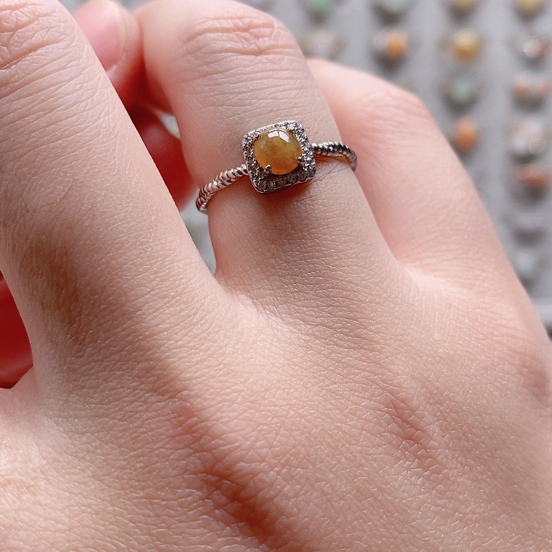 吃***子翡翠银S925镶嵌戒指