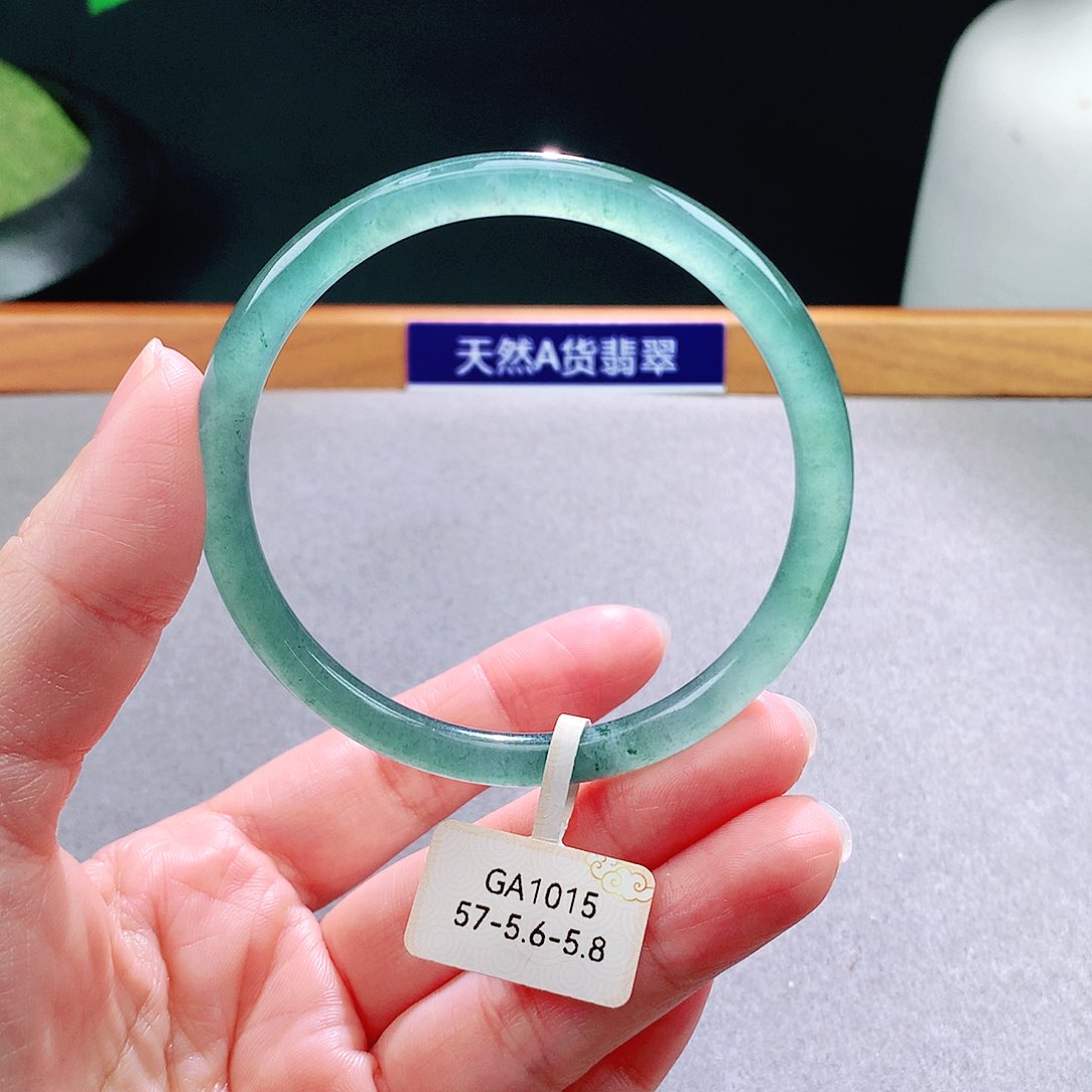 未镶嵌手镯翡翠天然翡翠手镯a货