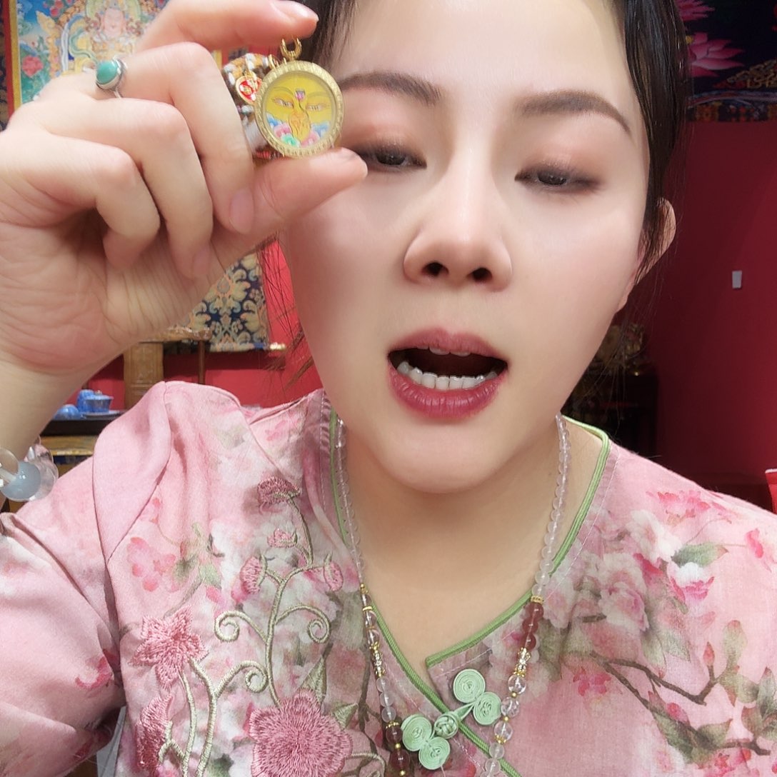 小***猪吊坠呜呜呜呜呜呜呜呜呜