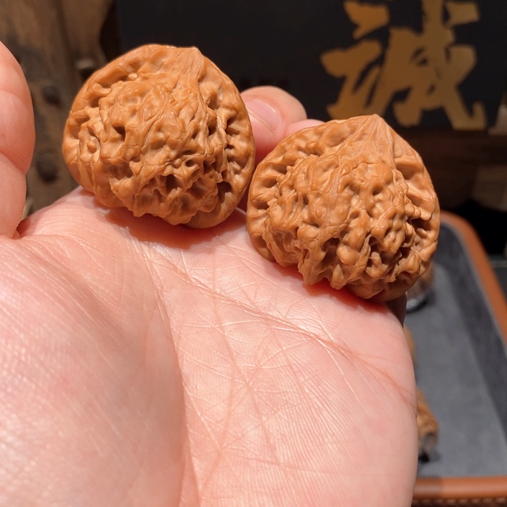 文玩核桃吊坠请****号龙门涧