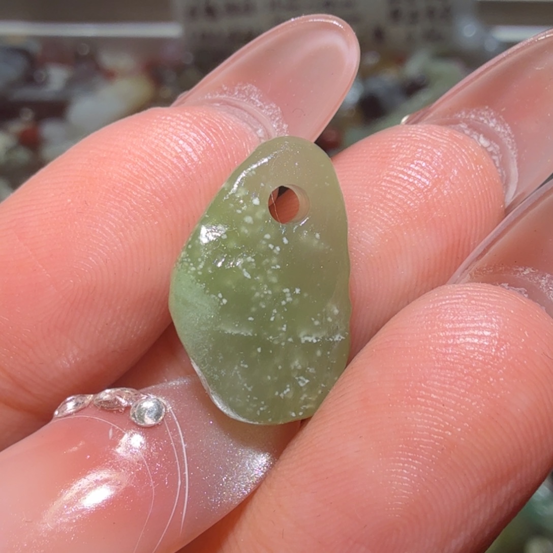 和田玉未镶嵌珠宝半成品