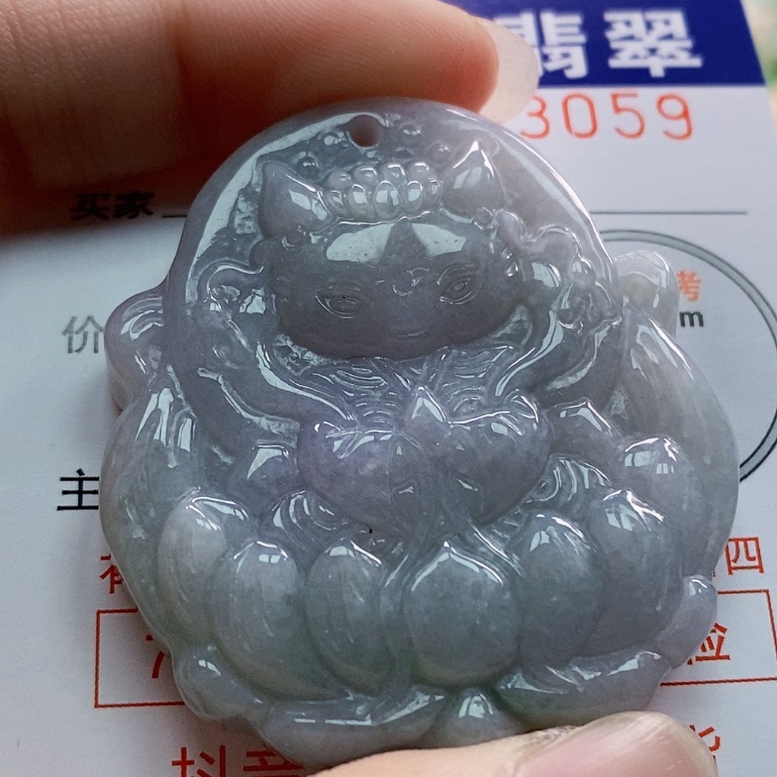 吊坠(不含链)未镶嵌翡翠