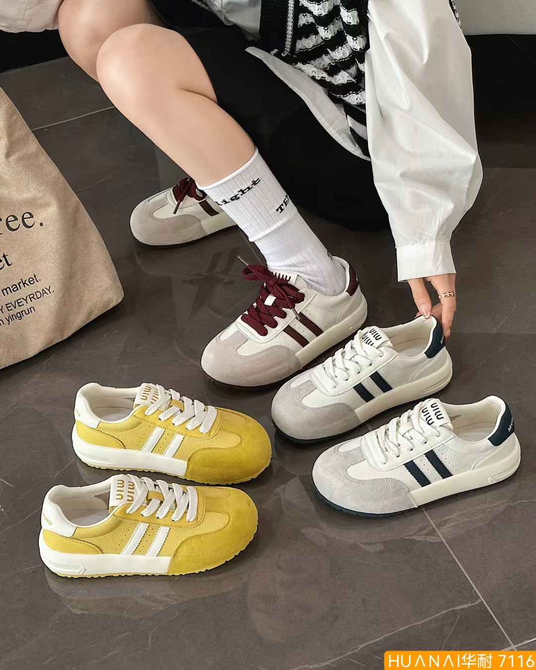 真皮休闲德训鞋女2025春季新款圆头厚底防滑时尚百搭牛皮运动板鞋