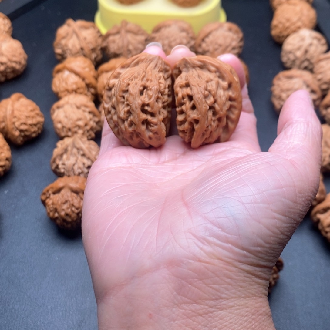 手串/手链橄榄核雪狮半臂