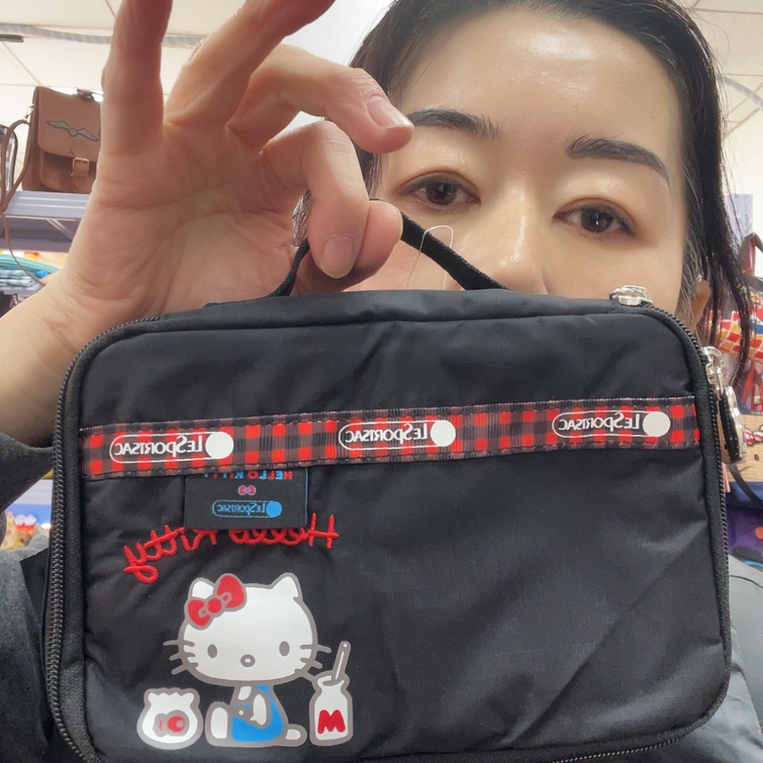 化妆包等各种产品