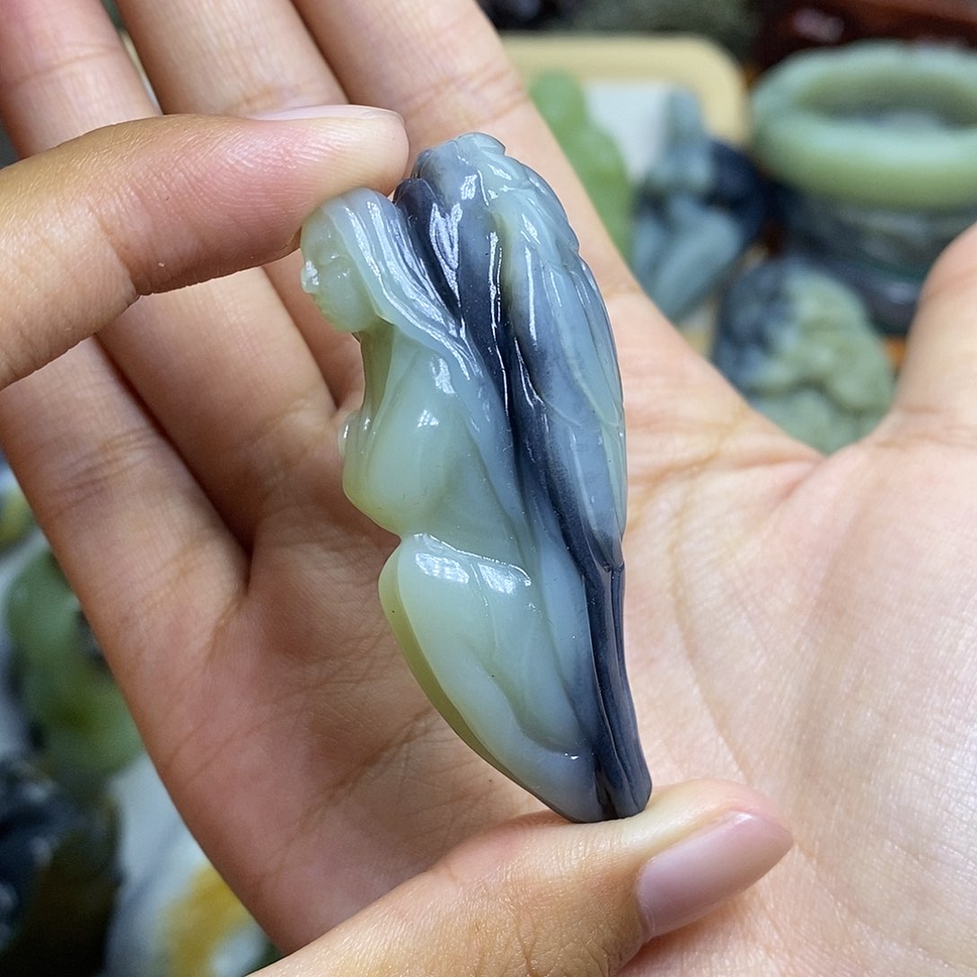 颈饰未镶嵌和田玉
