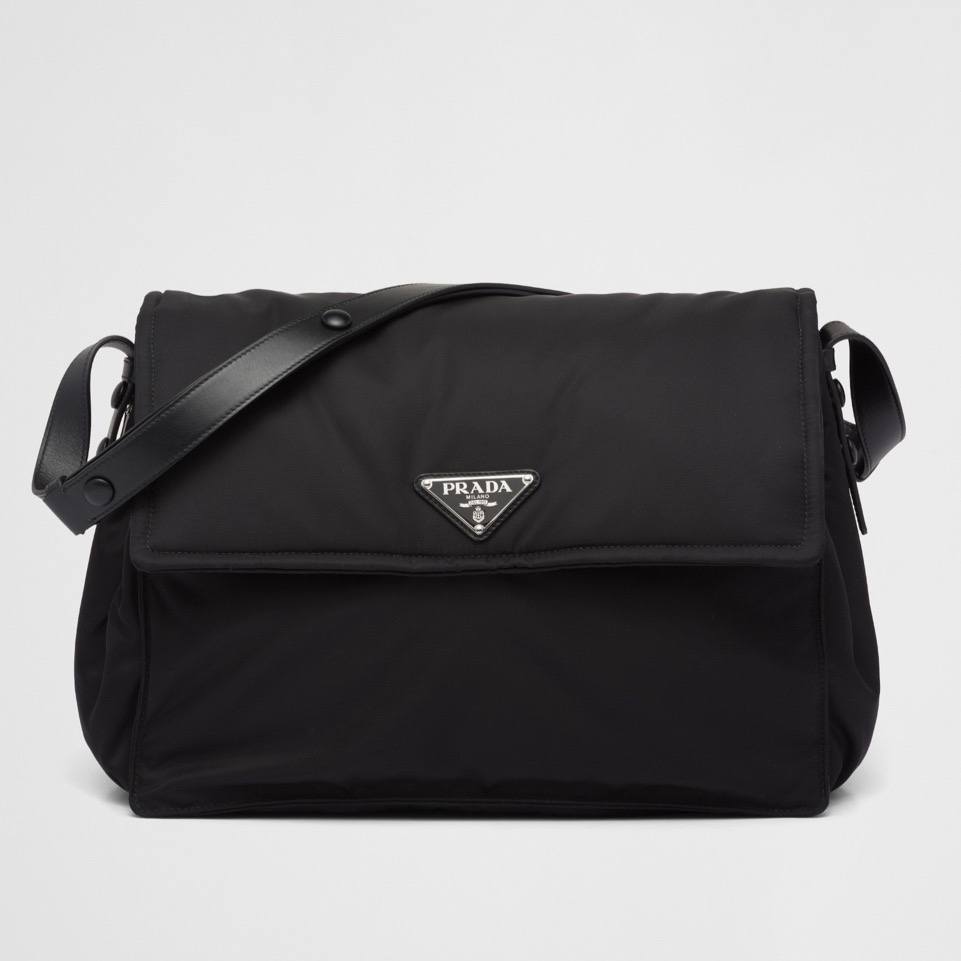 95新 Prada/普拉达 97新0063黑色尼龙大号cini翻盖邮差包斜挎包