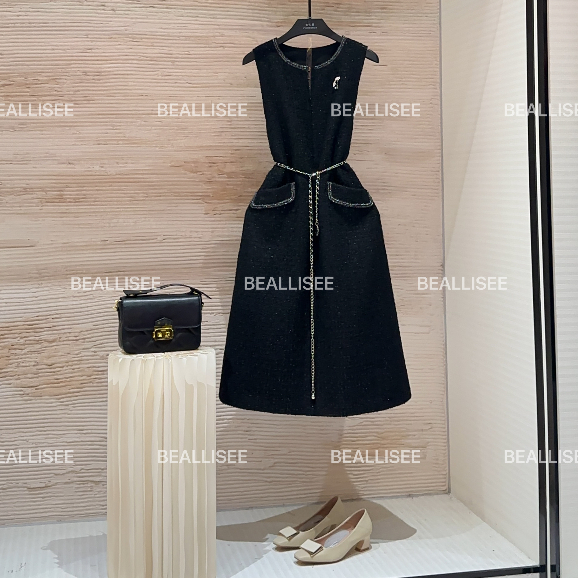 【宠粉价】秋冬新款无袖显瘦国风时尚宽松连衣裙W-A1617