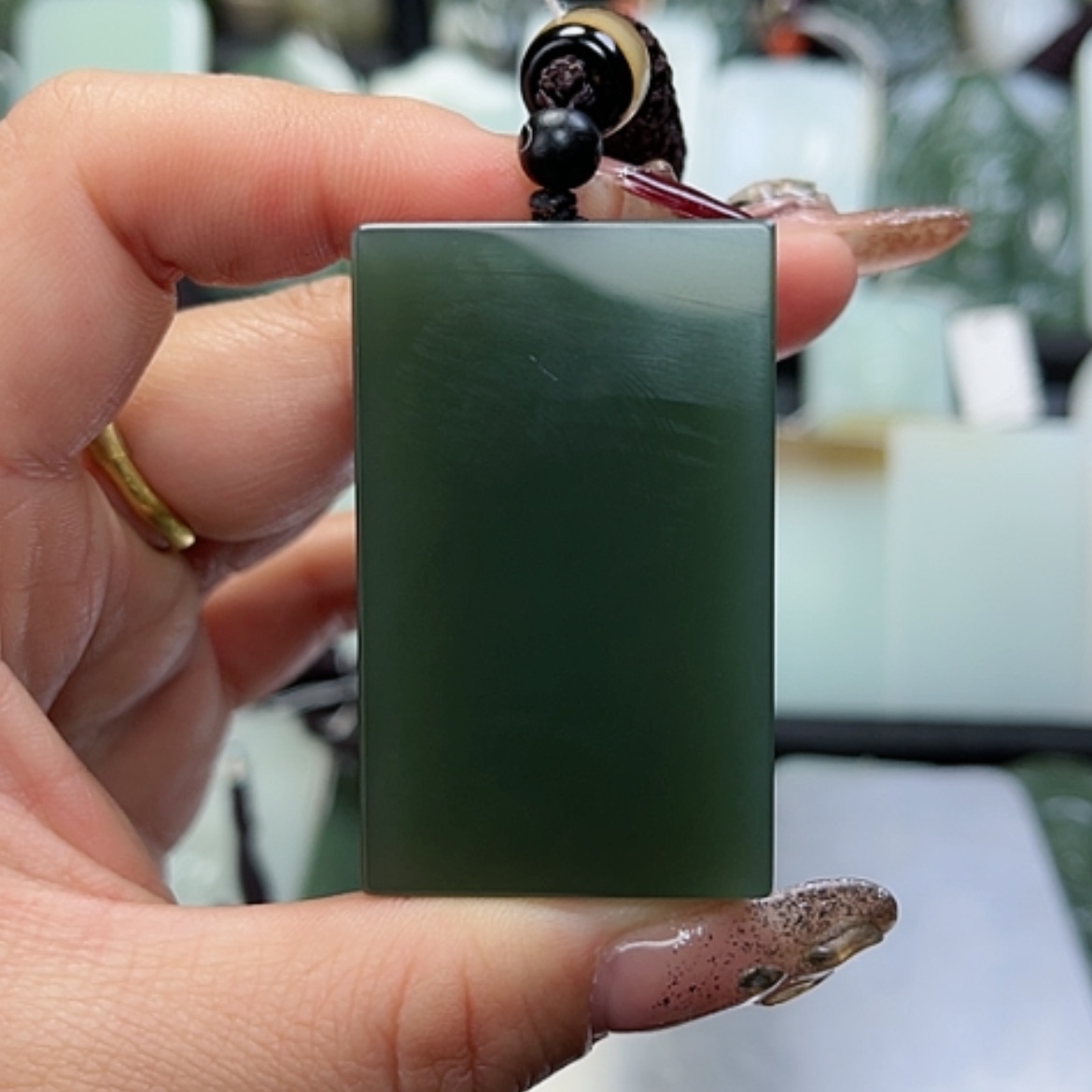 【闪购商品】和田玉颈饰未镶嵌淡**生