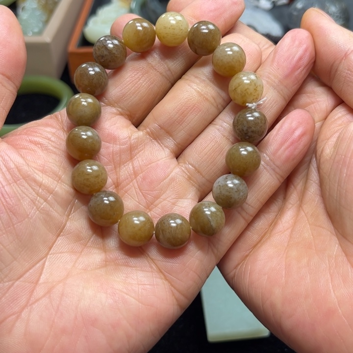 和田玉（糖玉）未镶嵌挂件