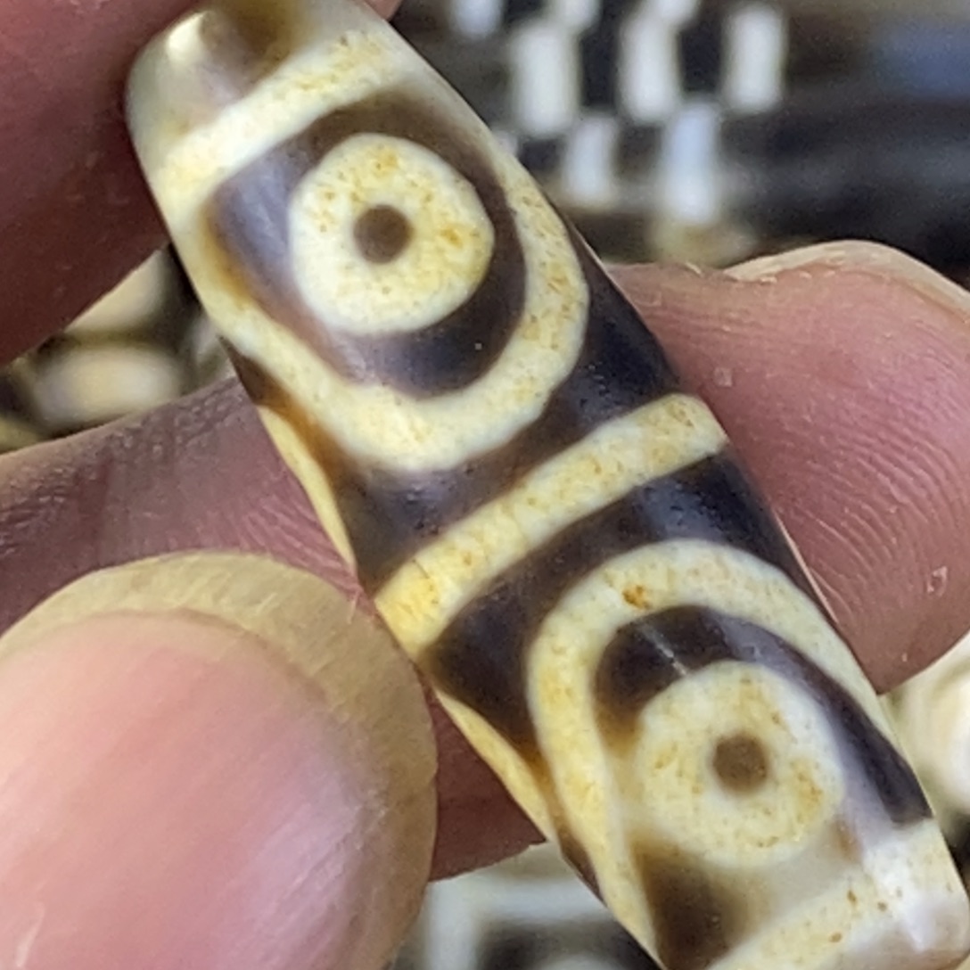 玛瑙/玉髓颈饰未镶嵌钟志明水纹八眼