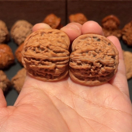 文玩核桃吊坠四座楼