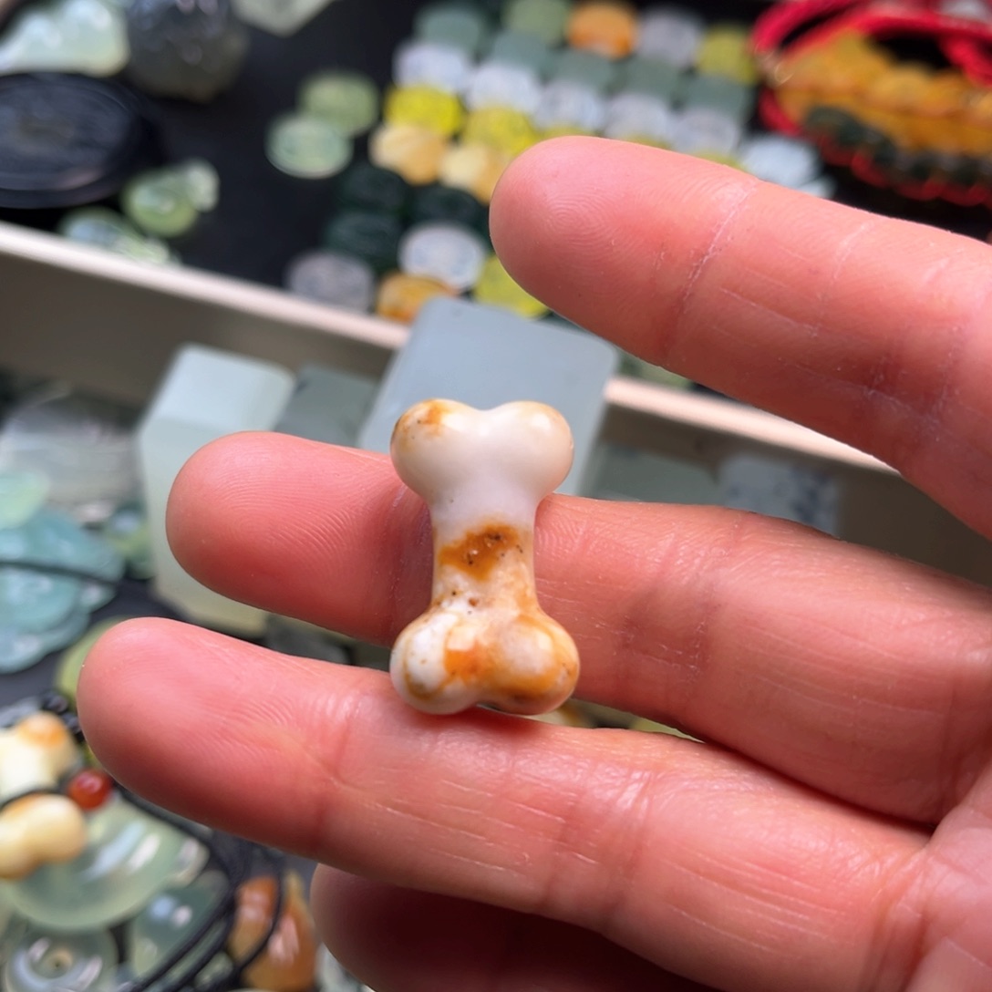 蛇纹石玉原石未镶嵌痛****真