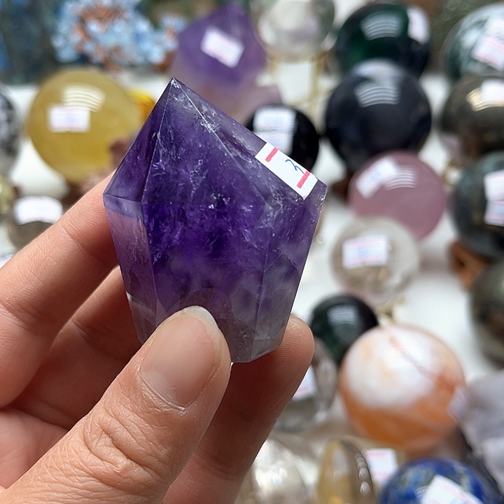 103克紫水晶柱未镶嵌水晶