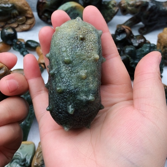 岫岩河磨玉（透闪石质玉）把件未镶嵌