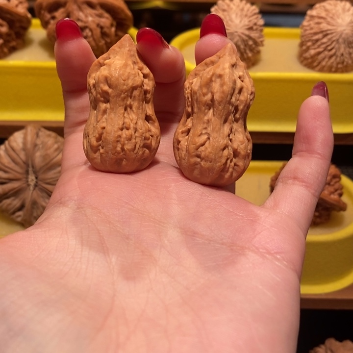 文玩核桃吊坠小花生