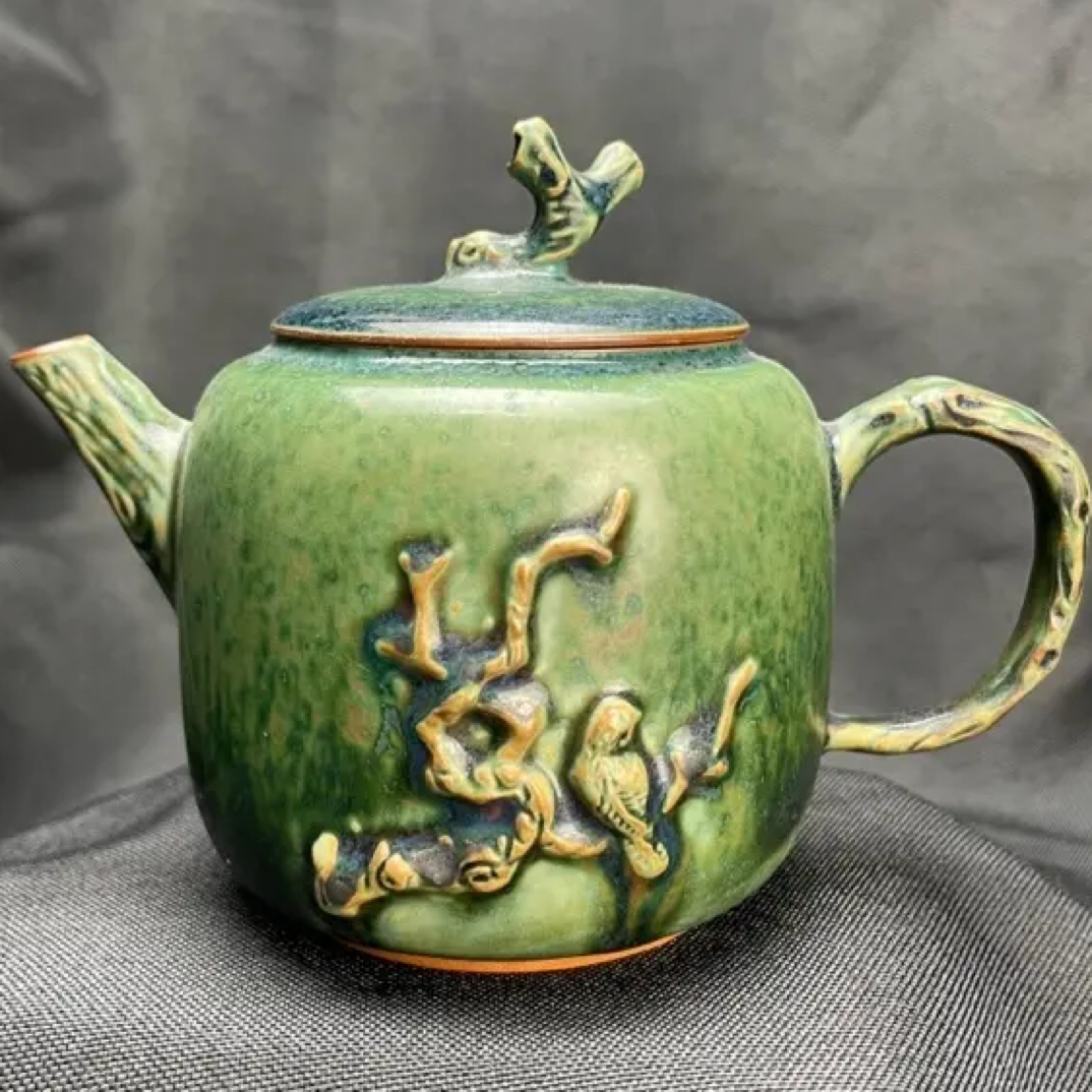 喜上梅梢钧瓷窑变壶