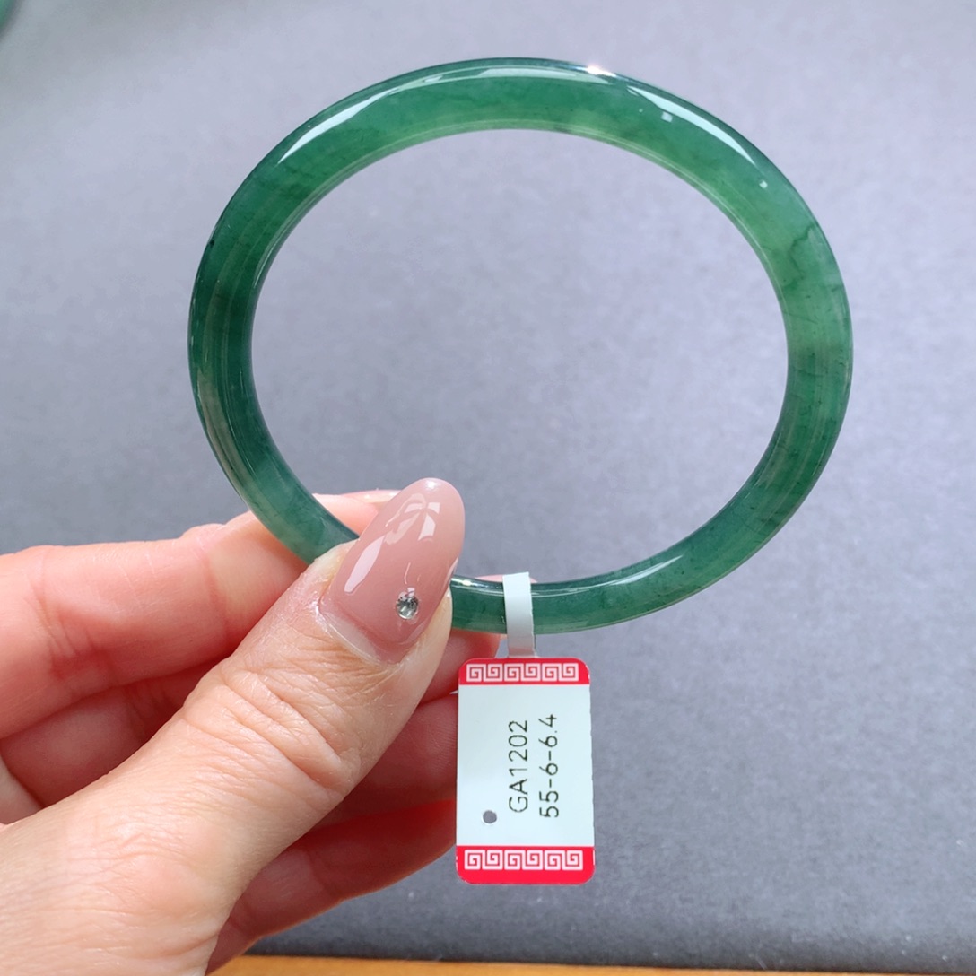 翡翠手镯未镶嵌天然翡翠手镯叮当镯