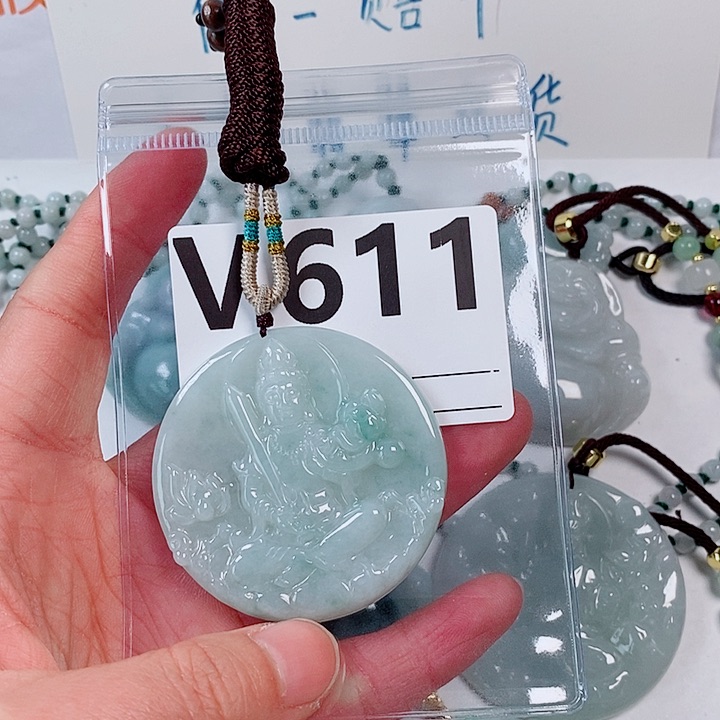 翡翠未镶嵌颈饰佛****莫天然