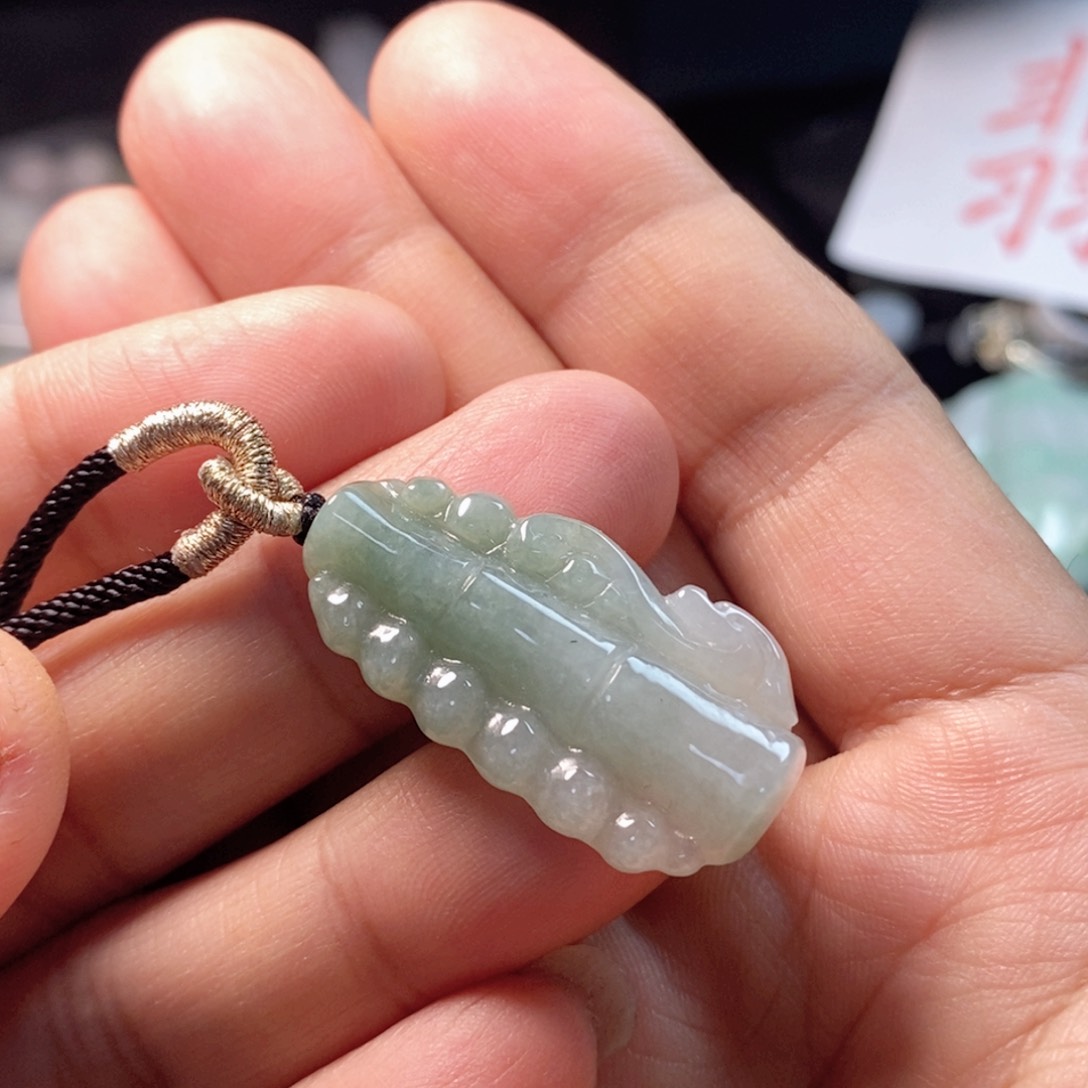 翡翠吊坠(不含链)未镶嵌缅甸翡翠A货竹节