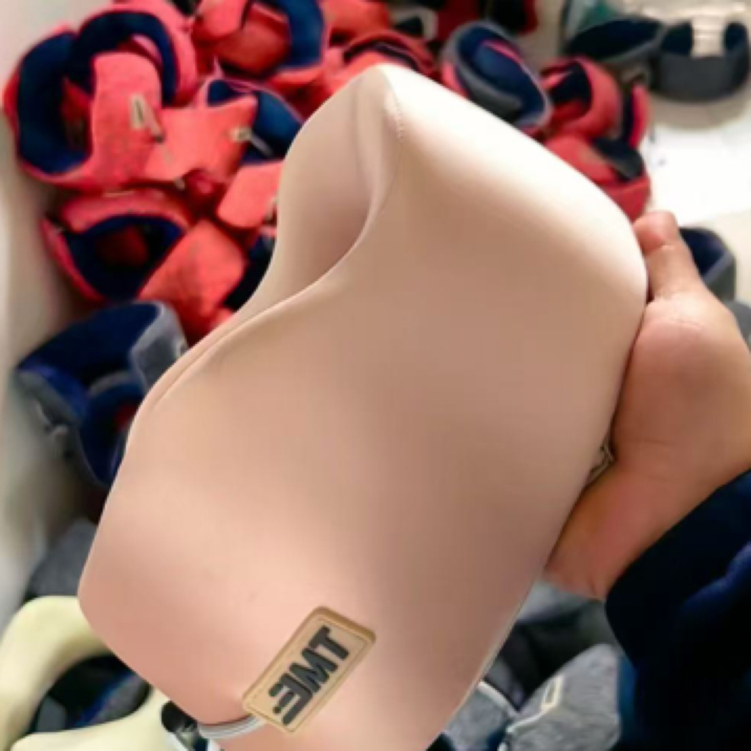 颈枕情侣托举颈部护颈舒缓疲劳U型枕个性可爱