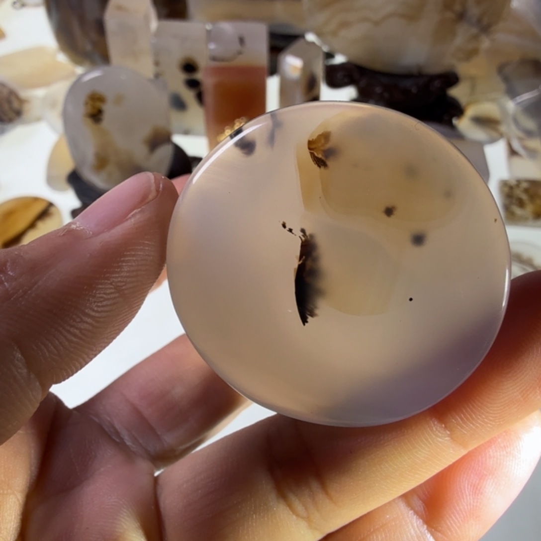 玛瑙/玉髓未镶嵌珠宝半成品