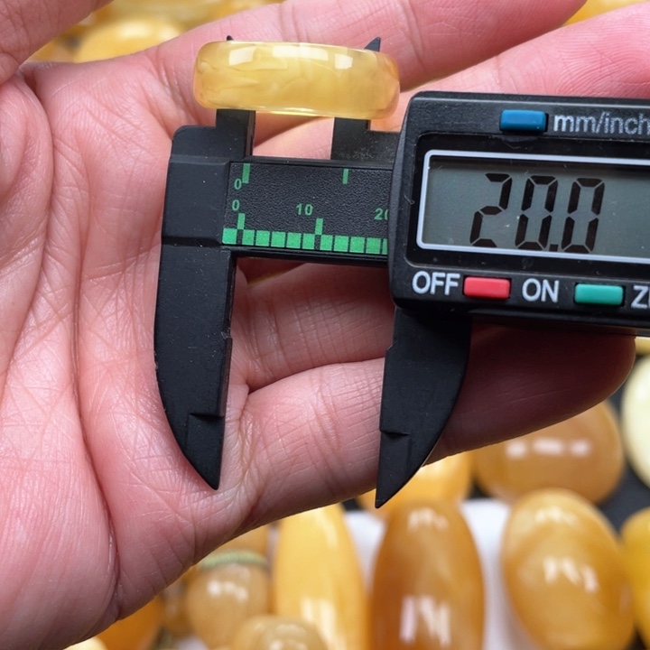 蜜蜡裸石未镶嵌蜜蜡戒指